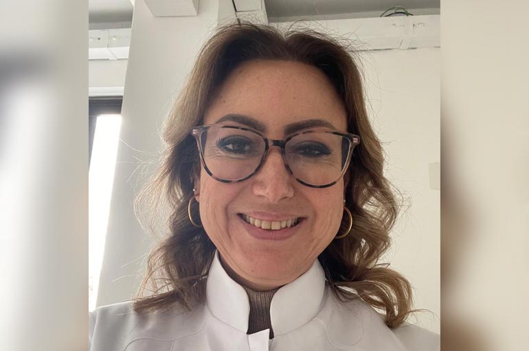 Dra. Adriana Celi Motta Frascolla: Nefrologia Pediátrica e Pediatria